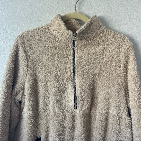 Tan Teddy Quarter Zip Mock Neck Pull Over Sweater- Size Medium - Picture 4 of 7